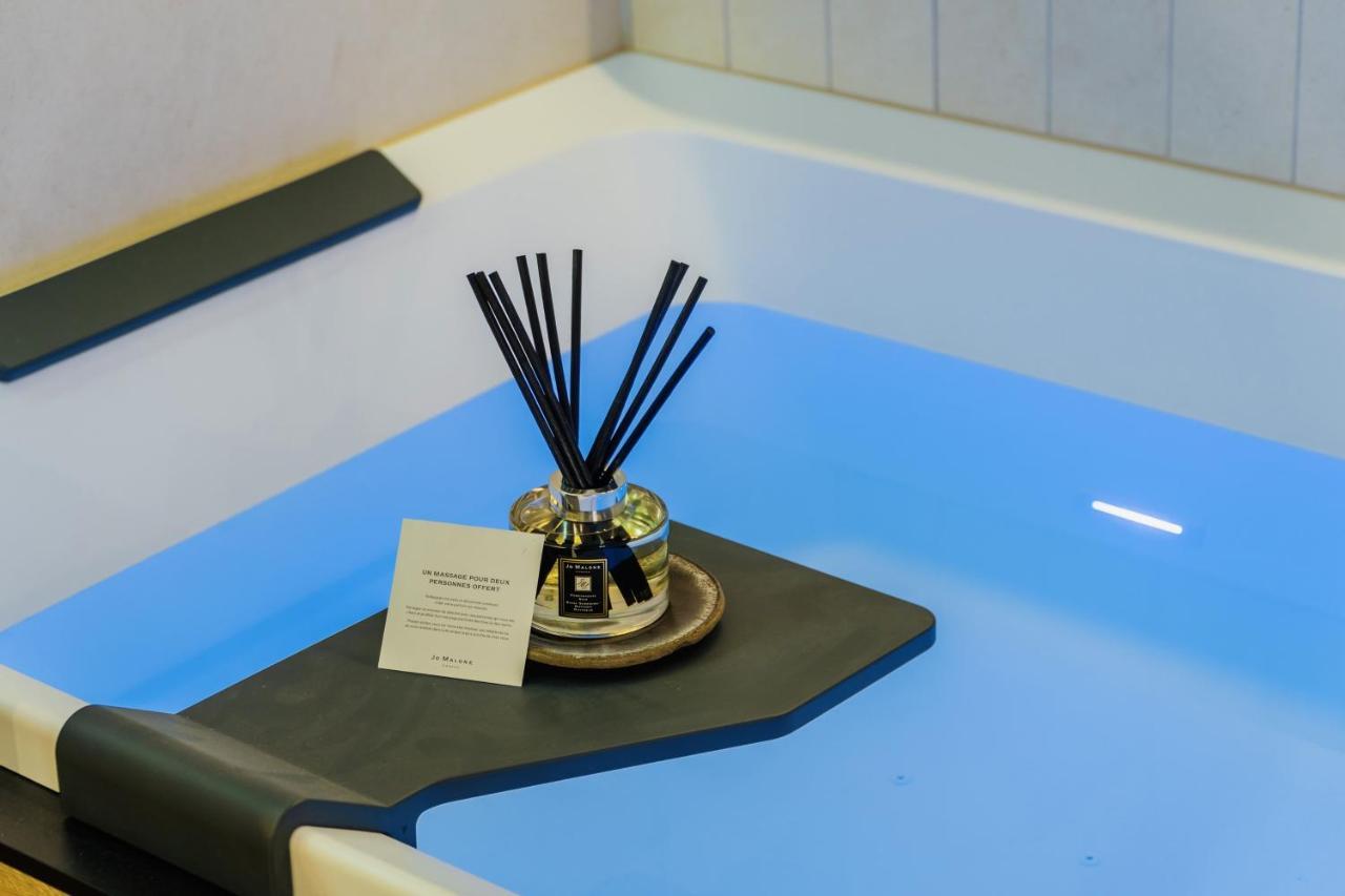 Host Inn Le Lumiere Spa & Cinema Lyon Ngoại thất bức ảnh