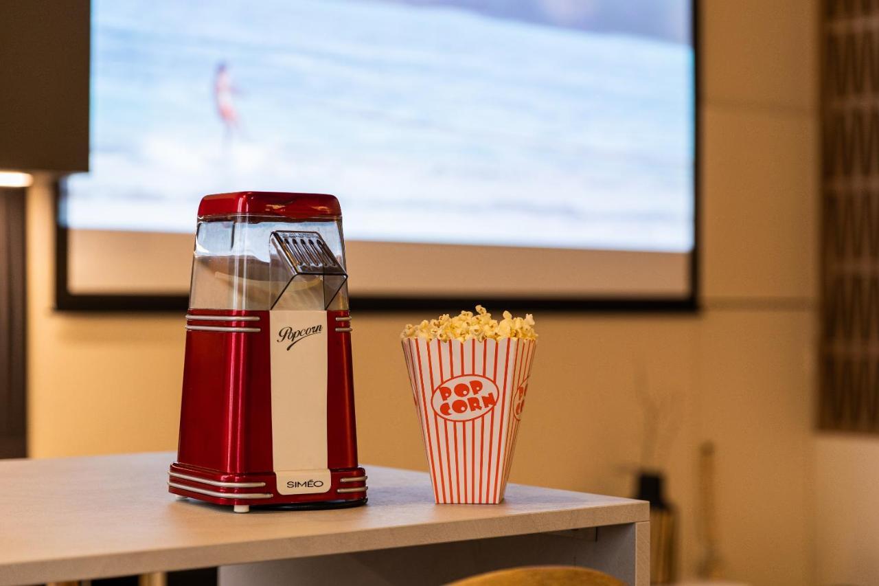 Host Inn Le Lumiere Spa & Cinema Lyon Ngoại thất bức ảnh